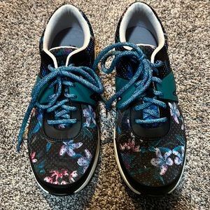 Almost new Alegria tennis shoes floral